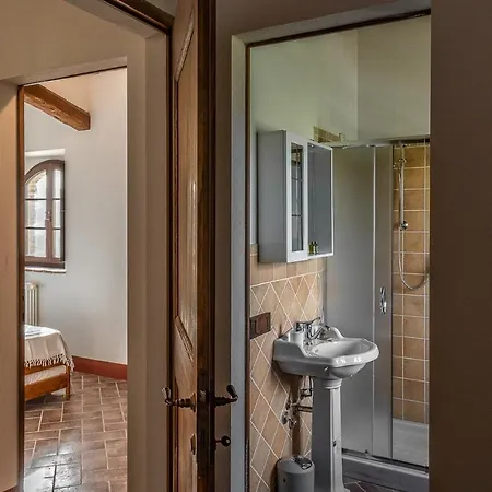 Holiday home Podere Fossaccio Casa Olivo *
